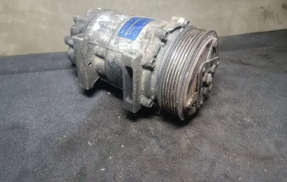 Volvo V50 Air conditioning (A/C) compressor (pump) 3M5H19D629HD 4246211524
