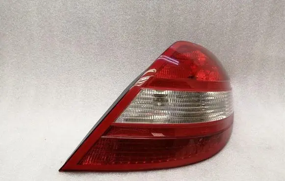 Mercedes-Benz SLK R171 Rear/tail lights A1718200264