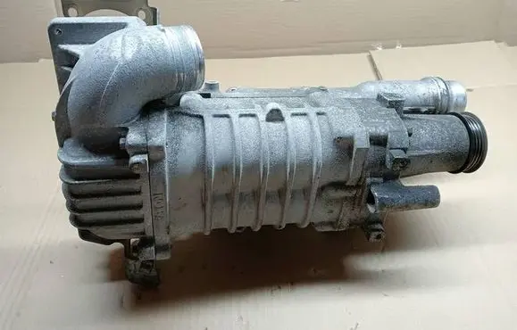 Nissan Micra Air conditioning (A/C) compressor (pump)