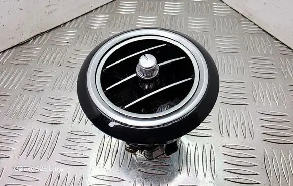 Dashboard side air vent grill/cover trim