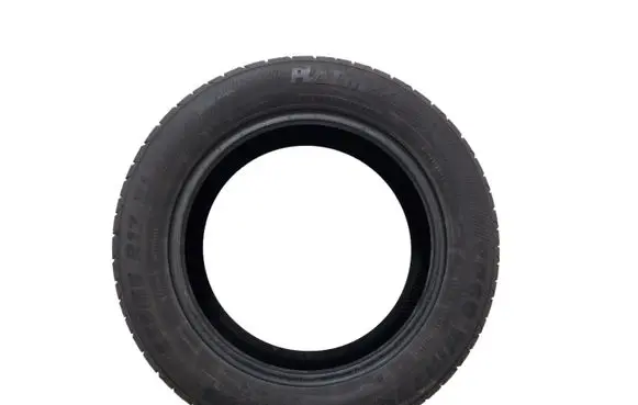 Audi A4 S4 B5 8D R17 winter tire 68323160AAJJJ