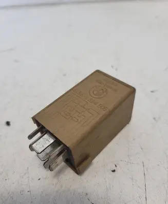BMW 5 E60 E61 Other relay 8384505