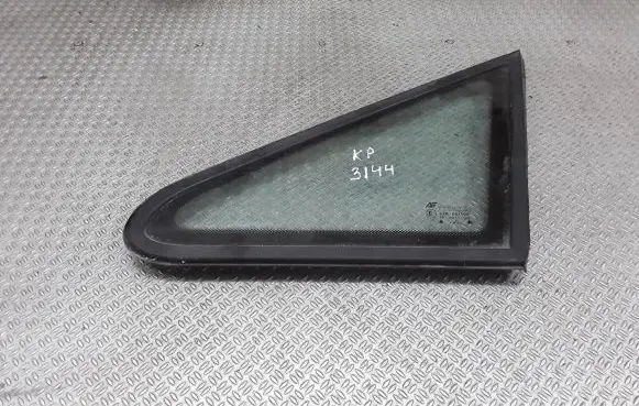Seat Alhambra (Mk1) Front triangle window/glass 