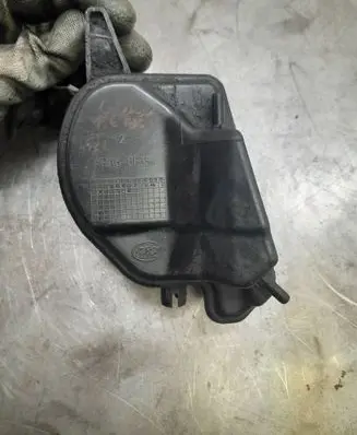 Ford C-MAX I Valve vacuum 