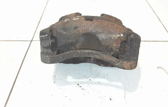 Nissan X-Trail T32 Front brake caliper NOCODE