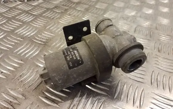 BMW 5 E39 Idle control valve (regulator) 0280140545 1744713