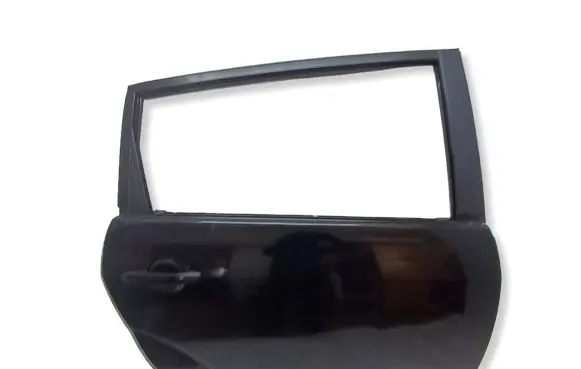 Toyota Corolla Verso AR10 Rear door 