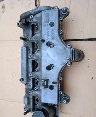 Volvo XC90 Rocker cam cover 08692397004