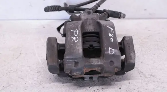 BMW 3 F30 F35 F31 Front brake caliper W09209