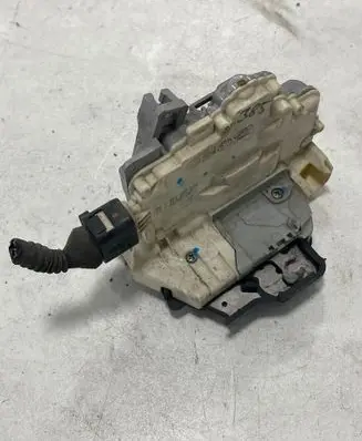 Front door lock