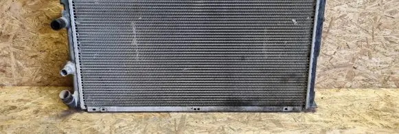 Renault Master II Coolant radiator 39519010