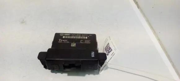 Audi A3 S3 8P Gateway control module 1K0907530D 1K0907951