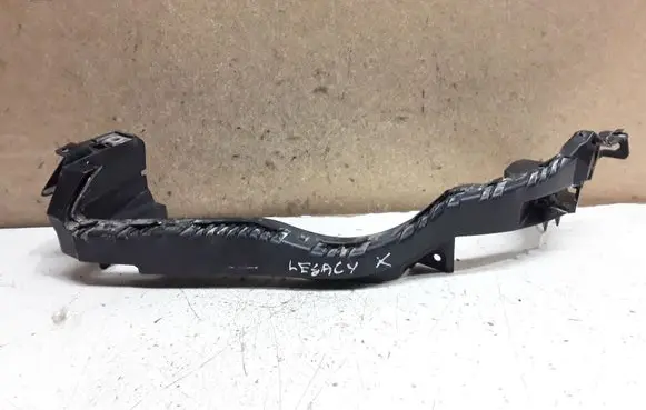 Subaru Legacy Headlight/headlamp mounting bracket