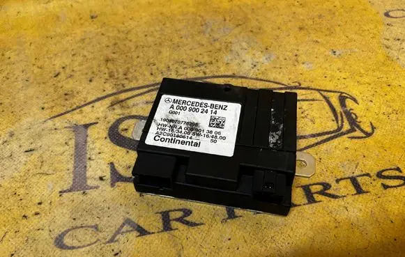 Mercedes-Benz E AMG W213 Fuel injection pump control unit/module A0009002414