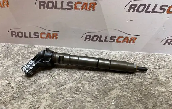 Fuel injector