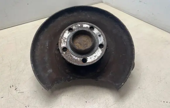 Volvo S80 Rear wheel hub
