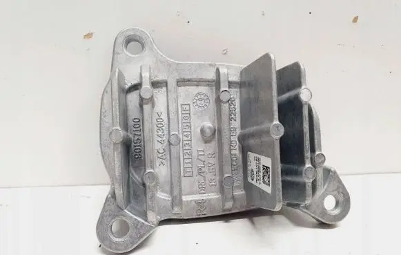 Volkswagen Golf VIII LED ballast control module 90157100