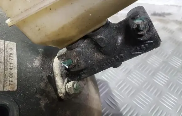 Renault Scenic I Master brake cylinder