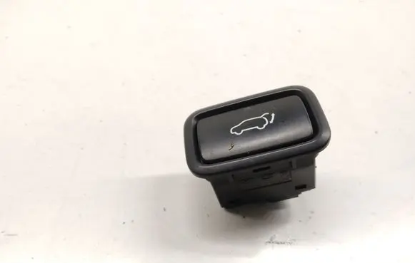KIA Sorento Tailgate/boot open switch button 96740A9100WK
