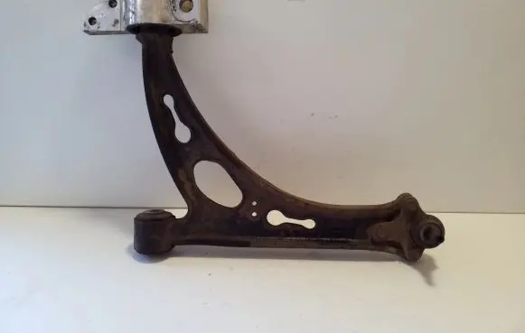 Volkswagen Eos Front lower control arm/wishbone 1K0407153G