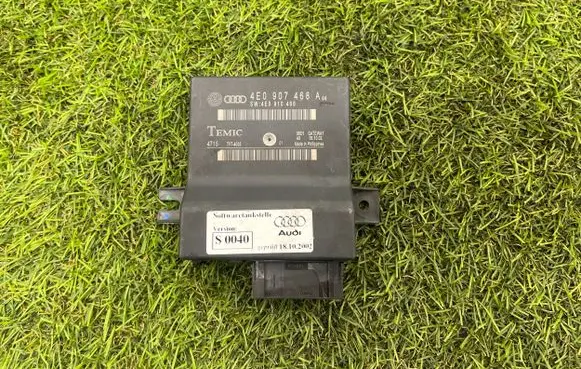 Audi A8 S8 D3 4E Gateway control module 4E0907468A 4E0910468