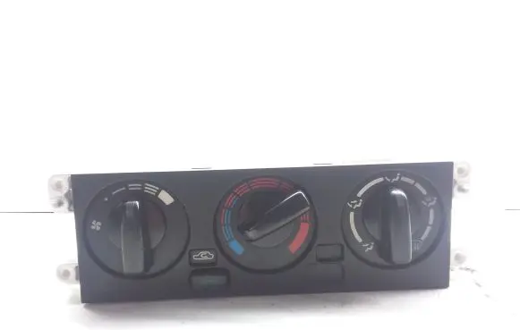 Nissan Almera Climate control unit