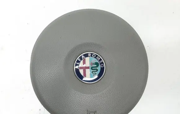 Steering wheel airbag