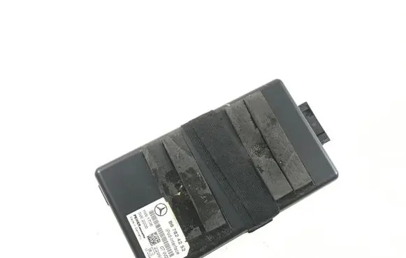 Mercedes-Benz ML W164 Phone control unit/module B67824252