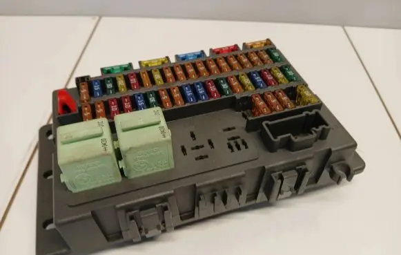 Mini One - Cooper R50 - 53 Fuse box set 518030515E 6906600