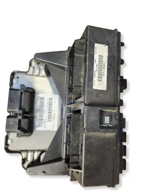 Jeep Grand Cherokee (WK) Fuse module T25QH2636SXFH2 25G1P6F3 P04692138AF