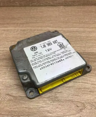 Volkswagen PASSAT B5 Airbag control unit/module 1J0909607 5WK4199