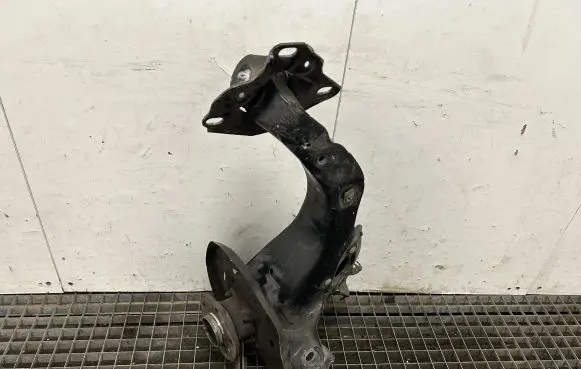 BMW X1 F48 F49 Rear wheel hub 6851580 179920