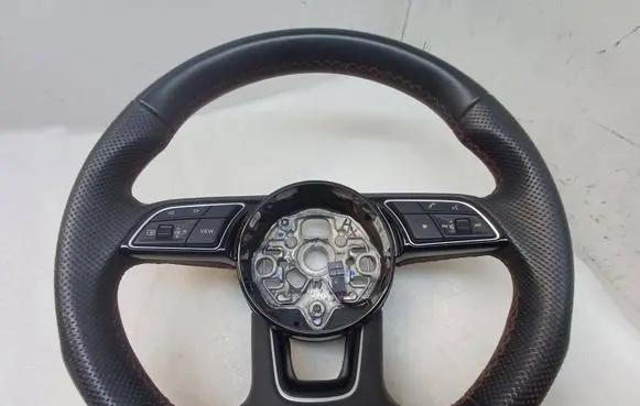 Audi A1 Steering wheel 82A419091AH