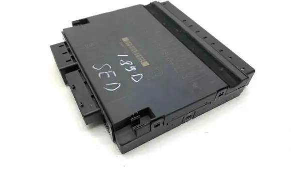 Mercedes-Benz S W220 Seat control module 2208200826