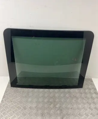 BMW 5 E60 E61 Sunroof glass 7118857