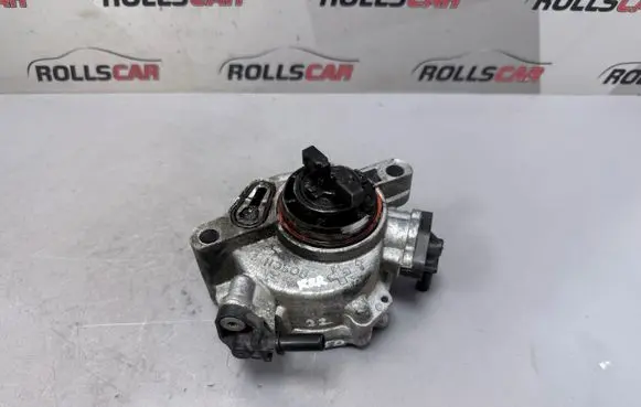 Peugeot Expert Vacuum pump 9804021880