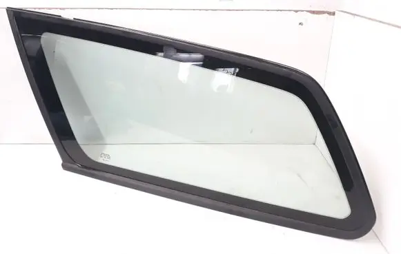 Volvo V50 Rear side window AS2