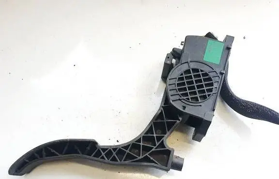 Skoda Fabia Mk2 (5J) Accelerator throttle pedal 0280755063
