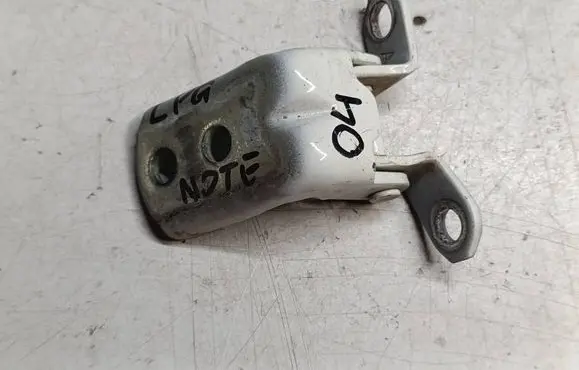 Nissan Note (E12) Front door upper hinge 