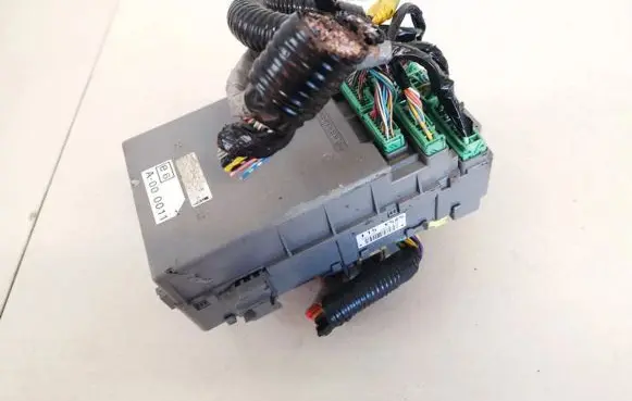Honda Civic Fuse box set 52535le