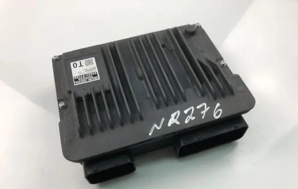 Toyota Camry VIII XV70 Engine control unit/module ECU 896613TF00