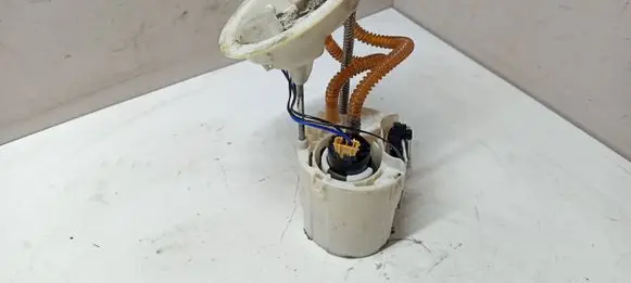 BMW 3 F30 F35 F31 In-tank fuel pump 7243972