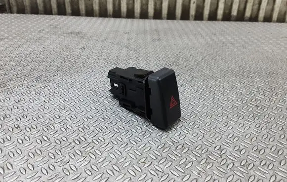 Mazda 3 I Hazard light switch BP4K664H0 03750330