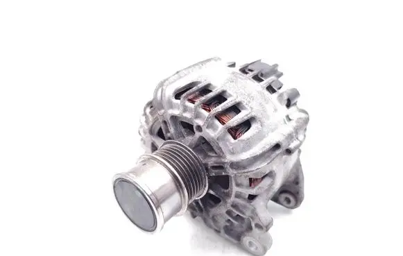 Skoda Fabia Mk3 (NJ) Generator/alternator 04E903021N