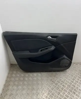 Renault Clio V Front door card panel trim 809013917R M899013977