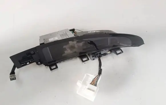 Mazda 3 II Screen/display/small screen bhc1611j0a 4682009241 042243