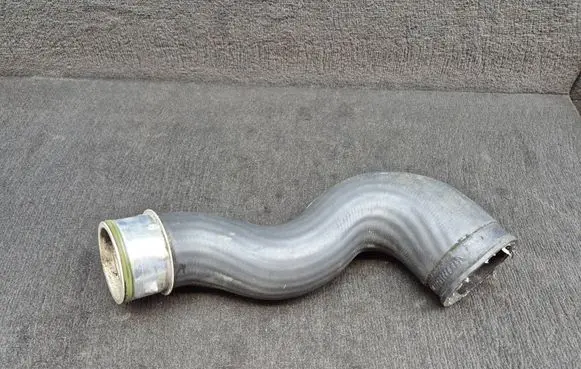 Audi A4 S4 B6 8E 8H Intercooler hose/pipe 8E0145834M