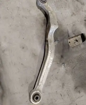 Nissan X-Trail T32 Front lower control arm/wishbone