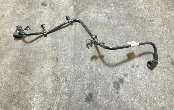 Land Rover Evoque II Vacuum line/pipe/hose L8D210D662AC