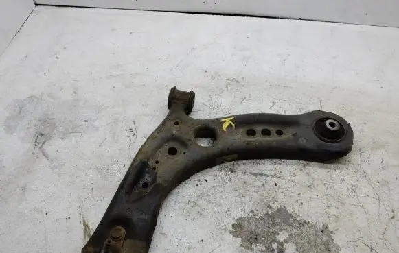Volkswagen Golf Sportsvan Front lower control arm/wishbone 5q0407151j